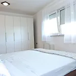 Gallery アパート ザダル