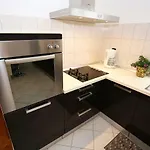 Gallery *